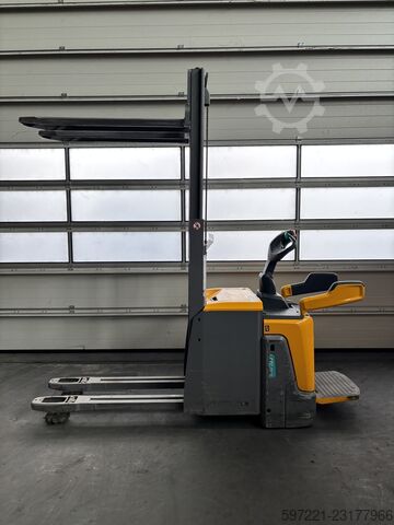  Jungheinrich ERD 220