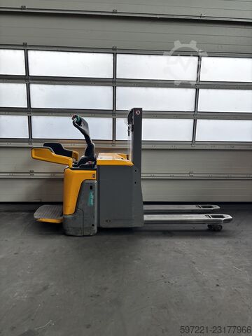  Jungheinrich ERD 220