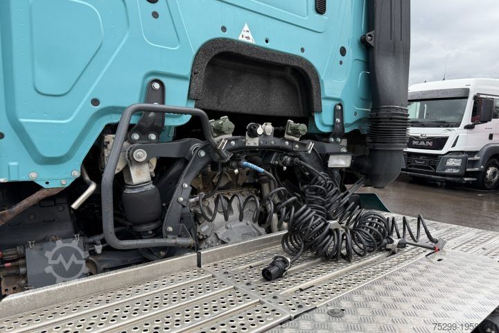 Τυπική μονάδα τράκτορα Mercedes-Benz ACTROS 1845 Retarder Hydraulik / Swiss-Vehicle