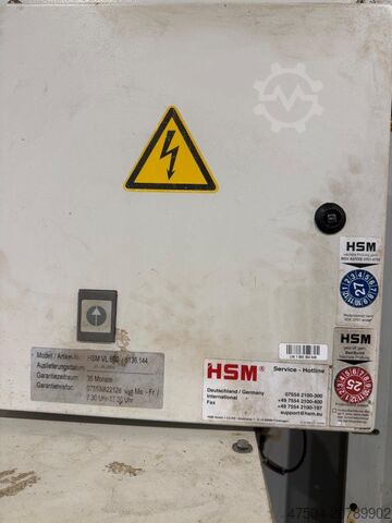 Vertical baler HSM VL 600