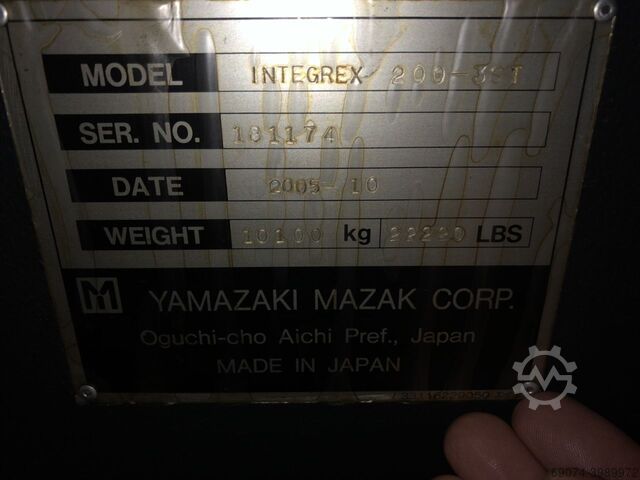 Centro de torneamento multitarefa Mazak Integrex 200 III-ST