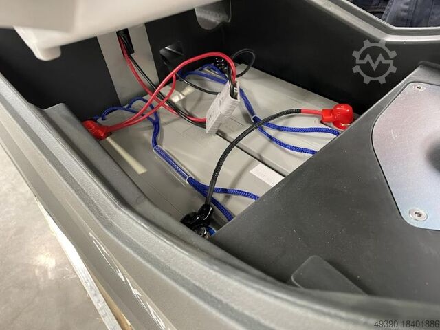 New scrubber-dryer, floor cleaning machine, single disc floor scrubber KREMER KR-FL50A