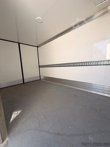 Koelwagen met geïsoleerde laadbak IVECO Daily 35 Aut, TK-Koffer mit Xarios 5