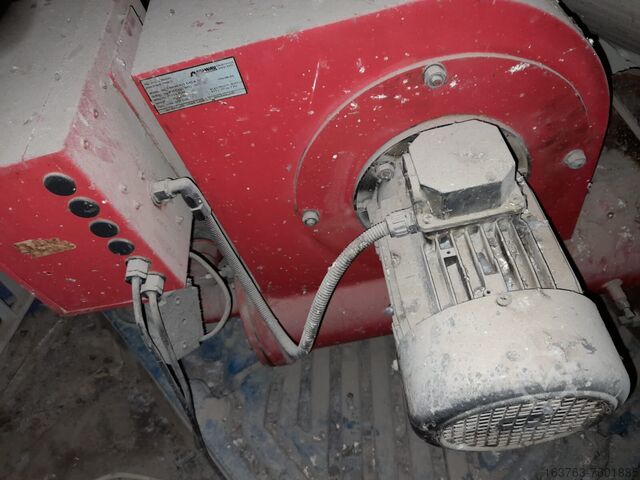 Maschine zur Behandlung von Geflügelmist MAWO