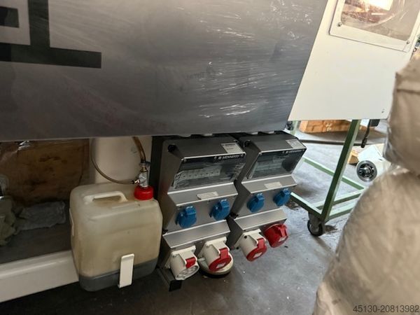 μηχανή χύτευσης με έγχυση ENGEL e-max 440/180