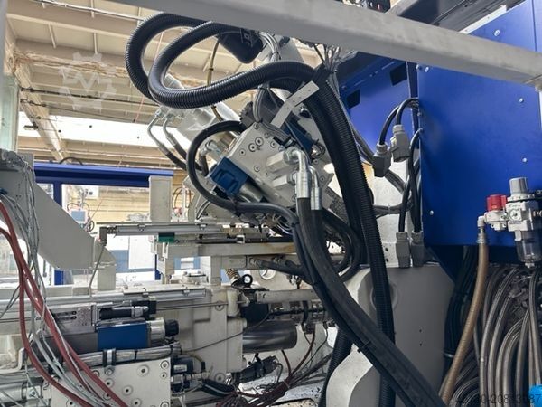 μηχανή χύτευσης με έγχυση ENGEL Victory 200H/60W/180 combi