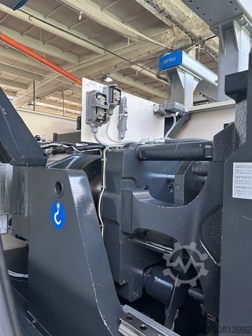 μηχανή χύτευσης με έγχυση Engel Victory 330H/80V/160 combi Ecodrive