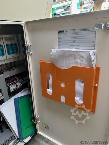 μηχανή χύτευσης με έγχυση Engel Victory 330H/80V/160 combi Ecodrive