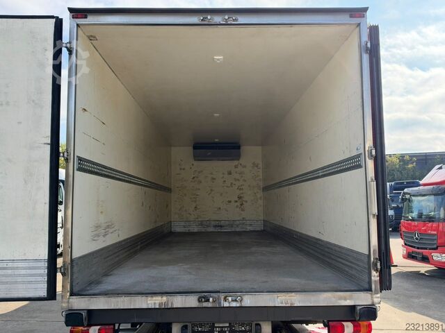 Caminhão frigorífico MERCEDES-BENZ ATEGO 1527 L Kühlkoffer 7,10 m LBW 1,5 T*THERMO