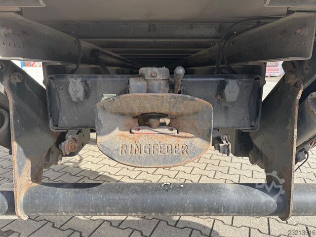 Camião de caixa fechada MERCEDES-BENZ Atego 1222 L 7m Koffer LBW 1.5t Klima