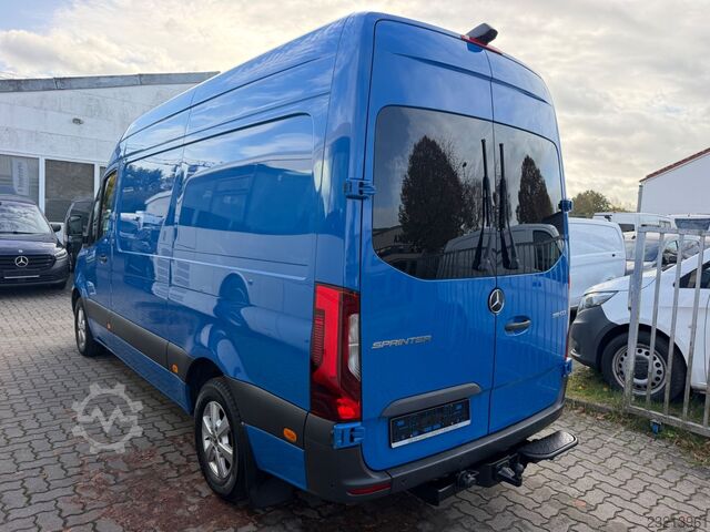 Furgão de teto alto MERCEDES-BENZ Sprinter 319 CDI V6 Automatik Klima LED AHK