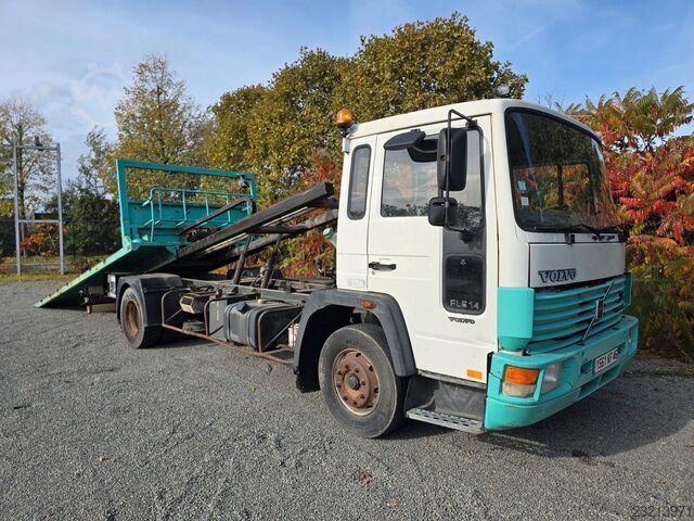 Reboque VOLVO FL614  / Abschiebe Plattform / Winch