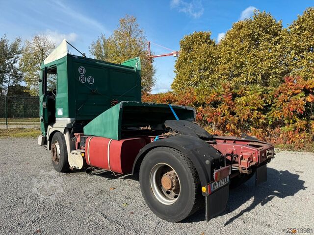 Standaard trekker RENAULT Major R385 TI / 2 Kopf - 2 culasse