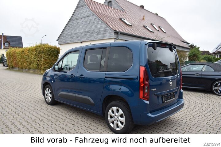 Camper van OPEL Combo Life 1.5 D Elegance Sitzhzg
