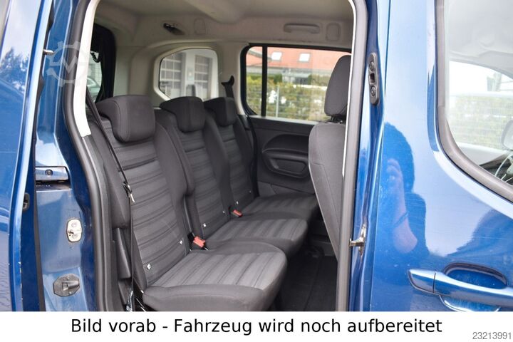 Camper van OPEL Combo Life 1.5 D Elegance Sitzhzg