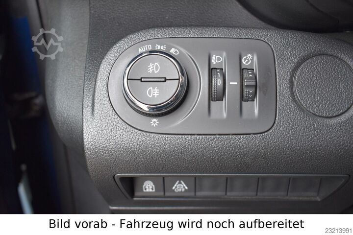 Camper van OPEL Combo Life 1.5 D Elegance Sitzhzg