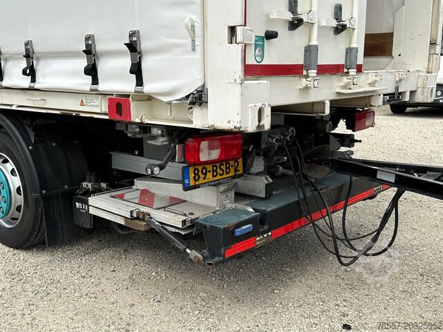 Przesuwana plandeka DAF XF 480