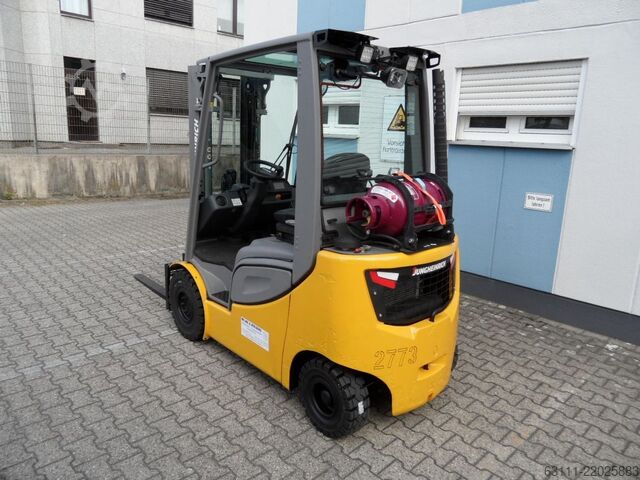 Empilhador de GPL Jungheinrich TFG 316s - Triplex - Wetterschutz
