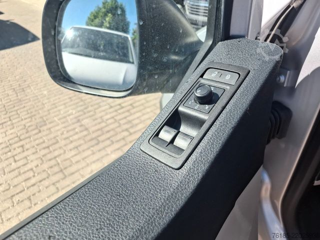 Furgão pick-up VOLKSWAGEN T6.1 Doka 4motion 1. Hand