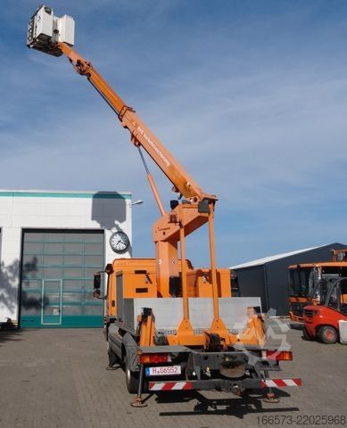 Plataforma de trabalho montada em camião MERCEDES-BENZ Atego 818 Ruthmann TK145 Kunststoffkorb