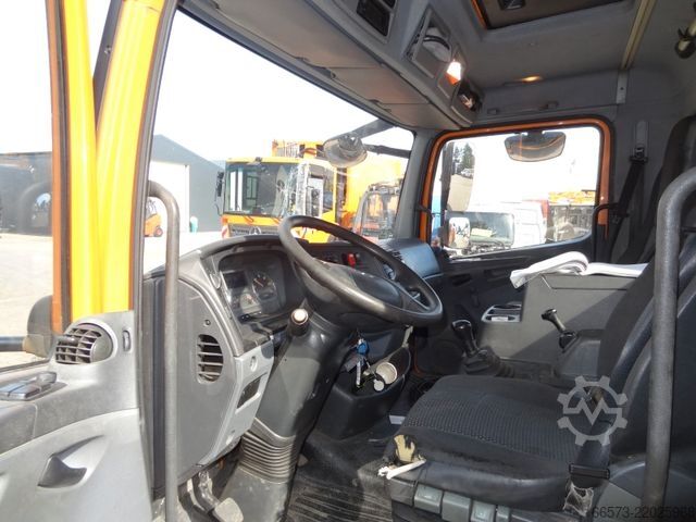 Plataforma de trabalho montada em camião MERCEDES-BENZ Atego 818 Ruthmann TK145 Kunststoffkorb