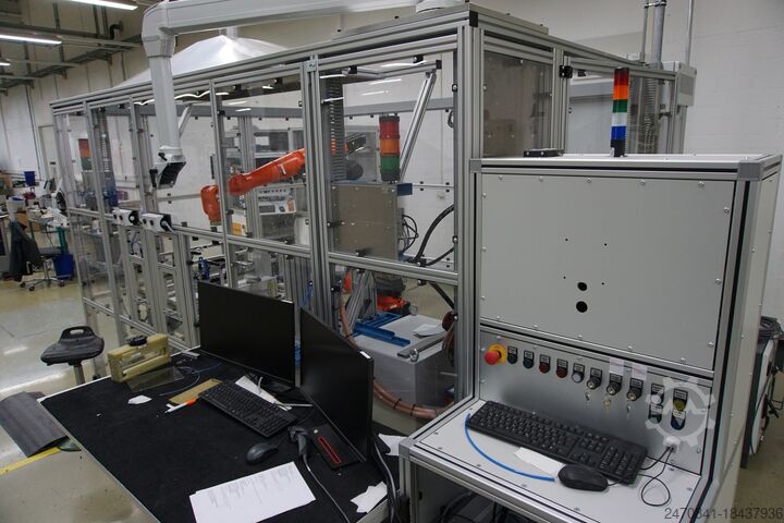 Industriële robot, lassysteem KUKA KR 20 + Crede-Schweisssystem mit Steuerung T13