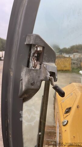 Topadora Liebherr Pr 746 L