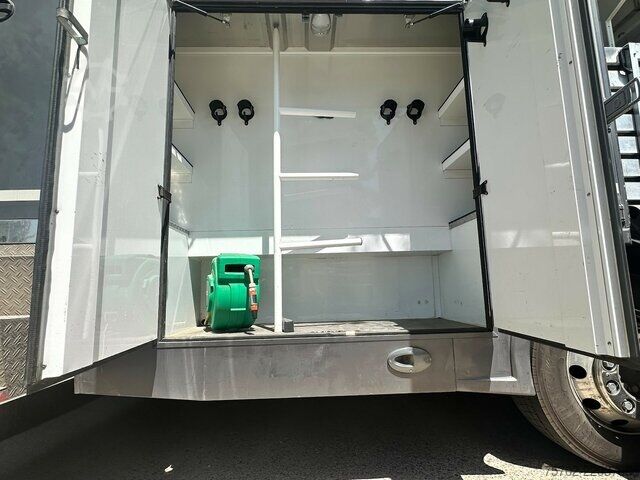 Furgone Mercedes-Benz Actros 2551 5-6 Pferde, Popout, Automatik, WoMo