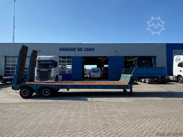 Félig alacsony rakodó Fruehauf / Hydraulic Ramps / 32 Ton