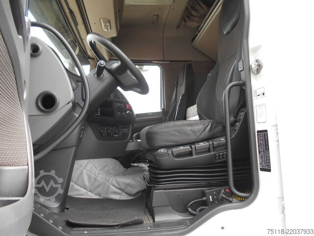 Standardni tegljač DAF XF 510
