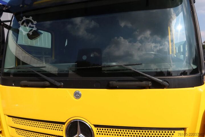Veículo de recuperação Mercedes-Benz Atego 1221 L Takelwagen 6 persoons