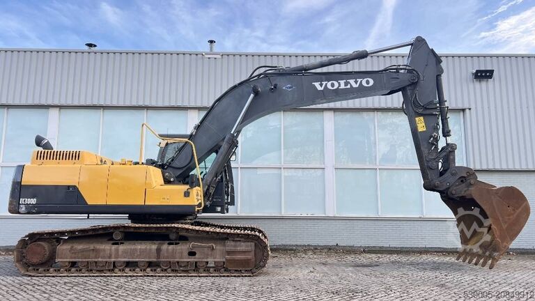 Crawler excavator Volvo EC 300 D L