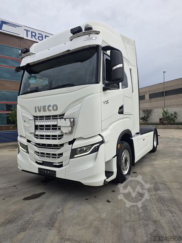  IVECO 440S57