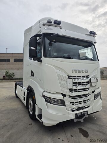  IVECO 440S57