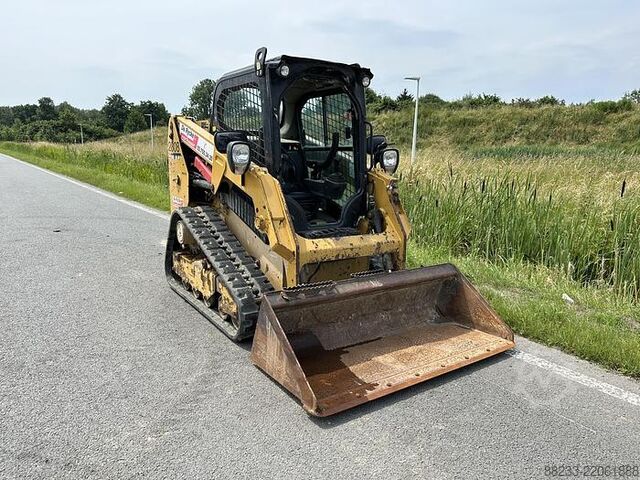 Raupenlader CAT 239D