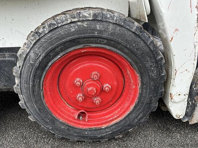 Lader Bobcat S70