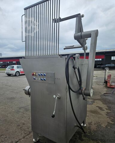 Mașină de tocat carne Kilia Grinder with lift E130