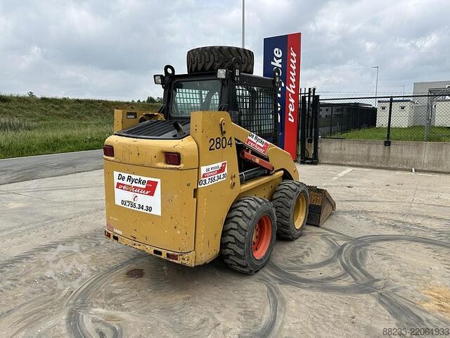 Lader CAT 216B3