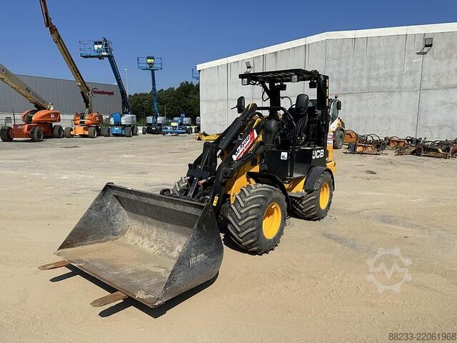 Lader JCB 403 SV