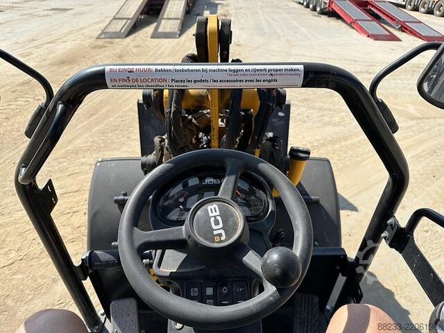 Lader JCB 403 SV