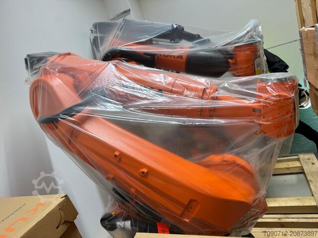 Industrial robot KUKA KRC4 KR180 R2900-2 / FLR