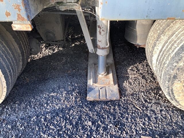 Asphalt Recycler Wirtgen KMA 200