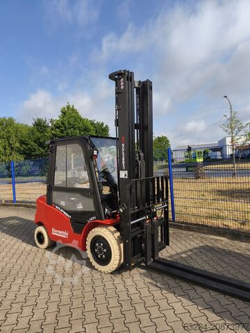Electric 4-wheel forklift EP EFL353S