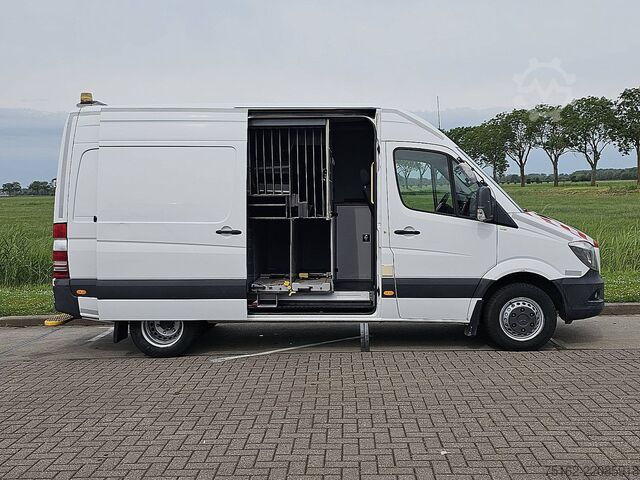 Kombi z wysokim dachem MERCEDES-BENZ SPRINTER 519 L2H2 V6 3.0Ltr Airco