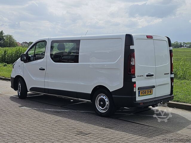 Kombi z wysokim dachem RENAULT TRAFIC 2.0 DCI