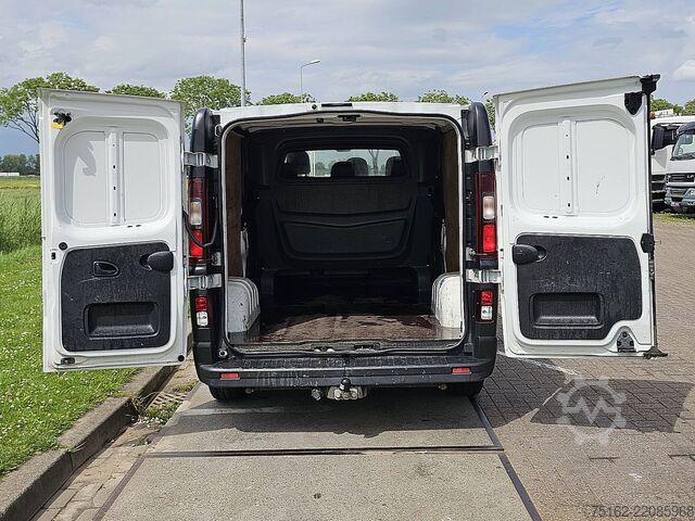Kombi z wysokim dachem RENAULT TRAFIC 2.0 DCI