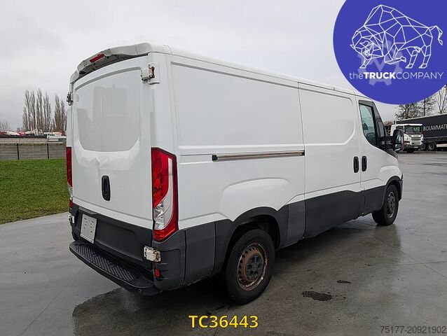 Kufr Iveco Daily