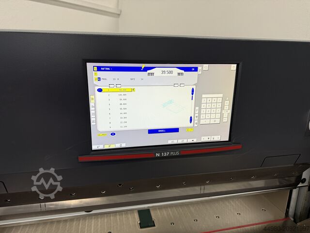 Papírvágó gép Polar 137 N Plus