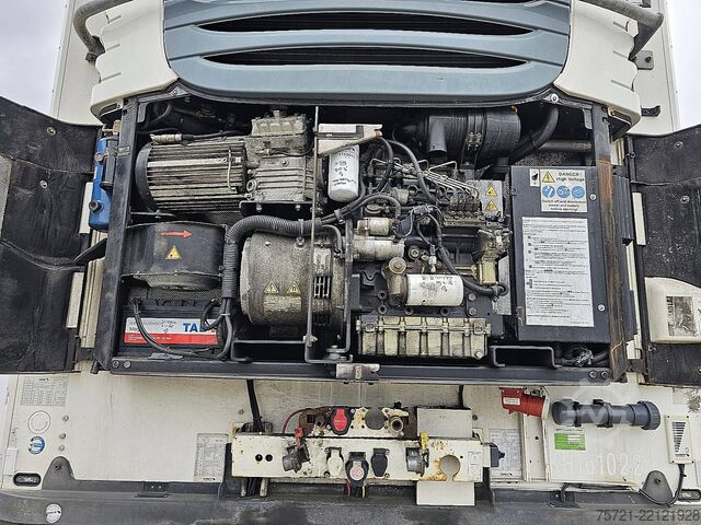 Koel-vriestransport SCHMITZ N/A SCHMITZ ENGINE