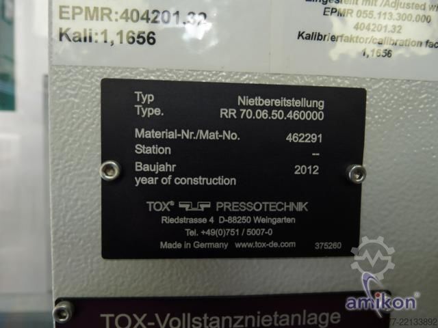 Installation de rivetage par poinçonnage entièrement automatisée sans pince robotisée TOX TZ-VSN